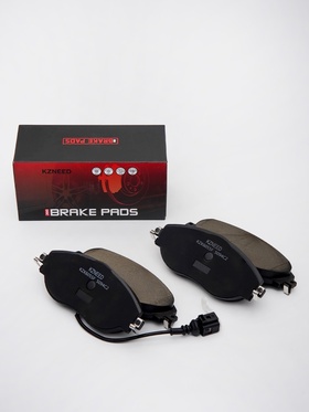 Тормозные колодки (передние) Volkswagen Passat 2.0T 5Q0698151K KZK6055F