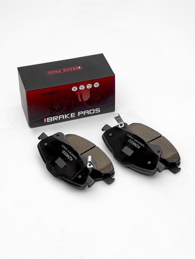 Тормозные колодки (передние) Toyota Auris 2.0T 044650F010 KZ920018FS