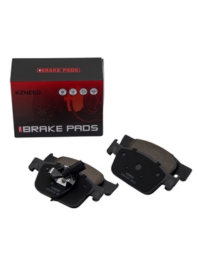 Тормозные колодки (передние) Audi A4 2.0T 8W0698151AG KZ631953F