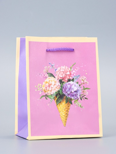 Пакет подарочный ламинированный «Нежный букет» 11.5×14.5×6.5 см