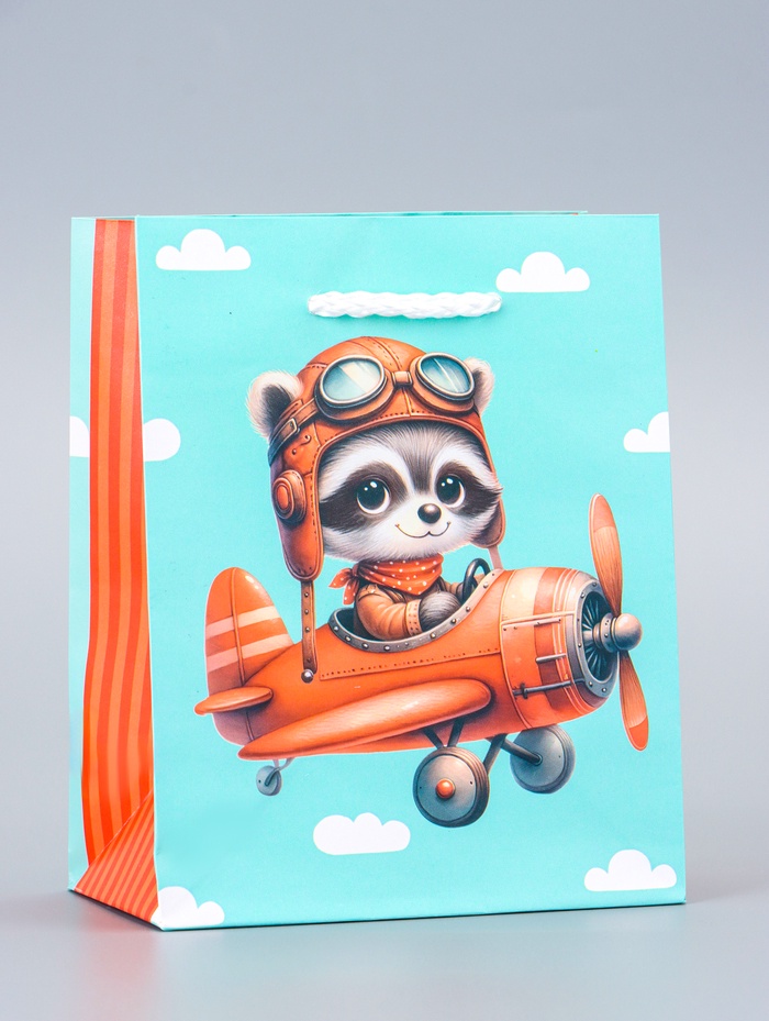 Пакет подарочный ламинированный «В полете» 11.5×14.5×6.5 см - Фото 1