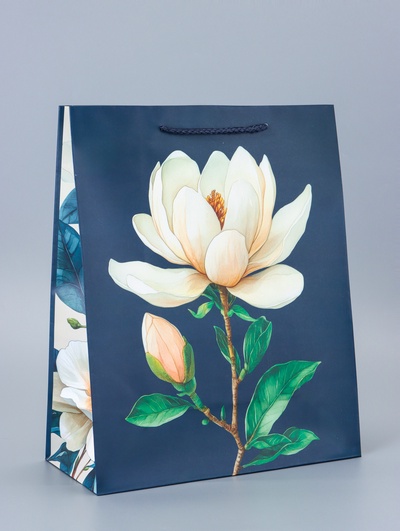 Пакет подарочный ламинированный «Белая магнолия» 26×12×32 см