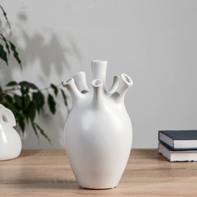 УЦЕНКА Ваза керамика настольная «Пикассо» (ручная роспись) сердце, 22 см, белый