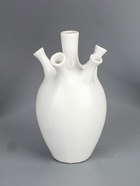 УЦЕНКА Ваза керамика настольная «Пикассо» (ручная роспись) сердце, 22 см, белый 10957295