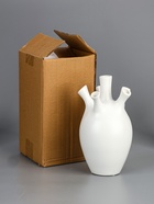 УЦЕНКА Ваза керамика настольная «Пикассо» (ручная роспись) сердце, 22 см, белый 10957295