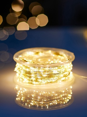 {{photo.Alt || photo.Description || 'УЦЕНКА Гирлянда «Нить» 100 м роса, IP44, серебристая нить, 1000 LED, пульт, 36 В, свечение тёплое белое'}}