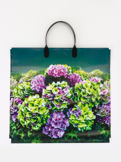 Пакет подарочный «Веранда», полиэтиленовый с пластиковой ручкой, 37×34 см, 80 мкм