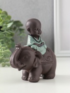 Сувенир полистоун "Маленький будда на слоне" зелёно-коричневый 5,5х12х12 см - фото 61086896