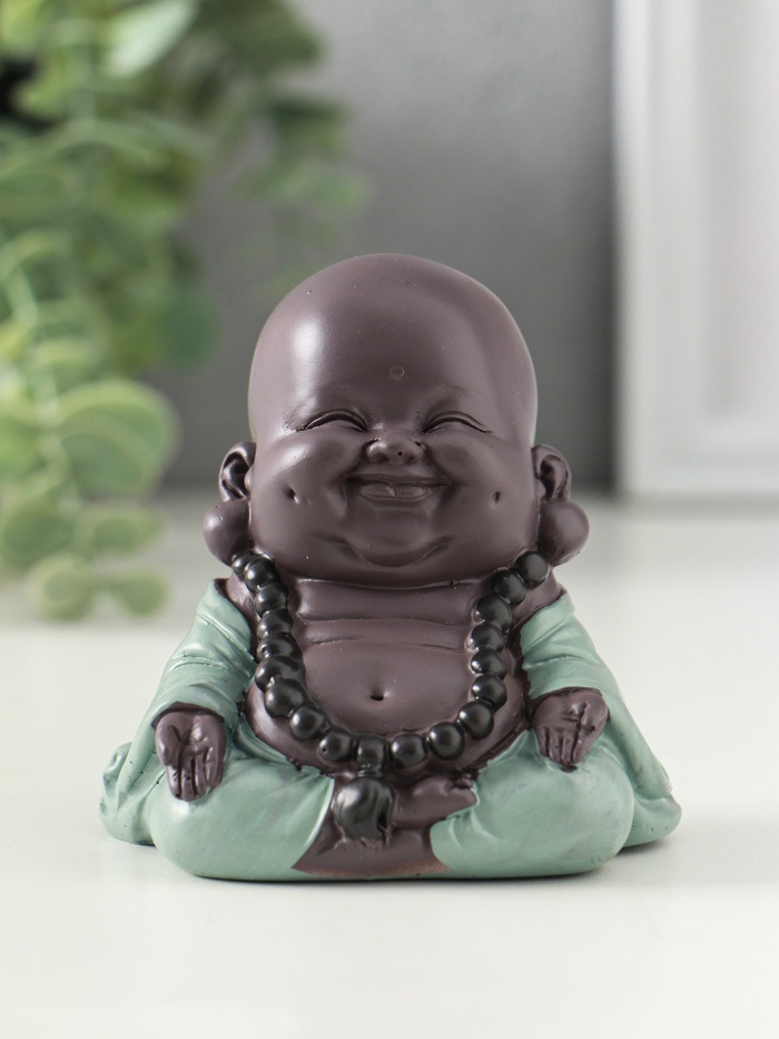 Фигурка полистоун «Маленький будда - Абхайя-мудра», зелёно-коричневый, 8×6×6 см