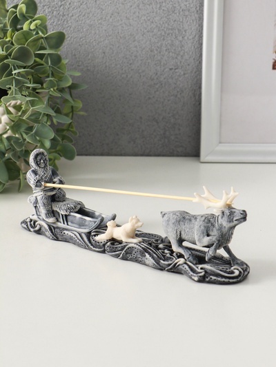 Фигурка «Погонщик оленя», 7.5 см