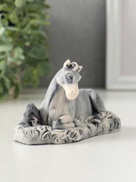 Фигурка «Лошадь лежащая», 7 см