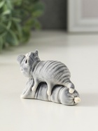 Фигурка «Кот лежит на колбасе», 4.2 см - фото 61614222
