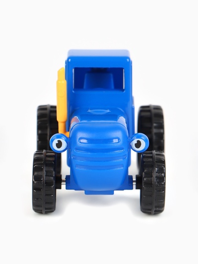 Игрушка трактор