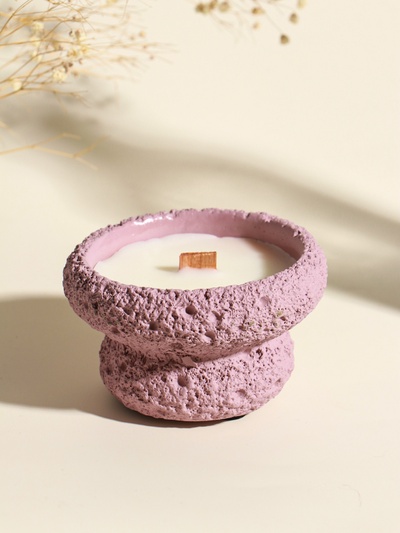 Свеча в подсвечнике вулканическом «Чаша», деревянный фитиль, розовая, 9.3×9.3×5.5 см