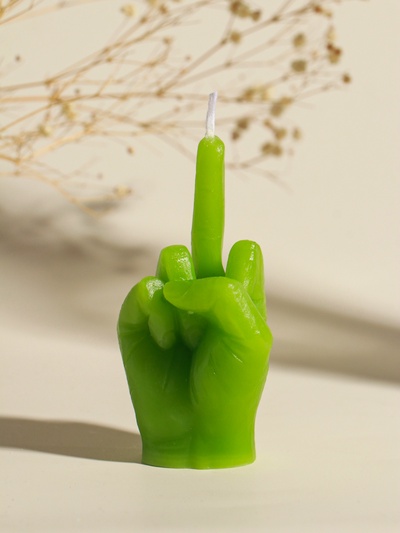 Свеча декоративная «Жест - fuck», зелёная, 4.7×5×9.5 см