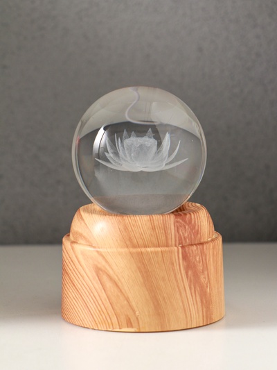 Световая фигурка стекло «Шар. Голограмма: Лотос», 6×LED, d=6 см, крутится, USB, 7×7×10 см