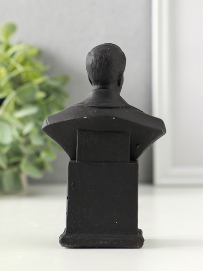 Бюст Дзержинского Ф.Э., гипс, 12×7.5×4 см, графит