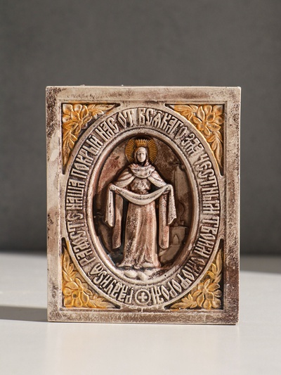 Икона «Покров Пресвятой Богородицы», с подвесом, 12×10×3 см, гипс, роспись