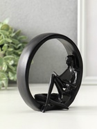 Сувенир полистоун «Девушка читает книгу», чёрный, 4×11.3×11.7 см - Фото 2