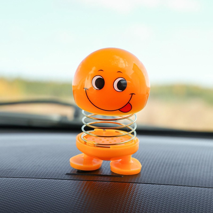 УЦЕНКА Смайл на пружинке, на панель в авто, язык, желтый - Фото 1