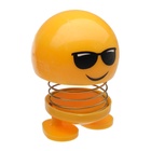 УЦЕНКА Смайл на пружинке, на панель в авто, в очках, желтый - Фото 2