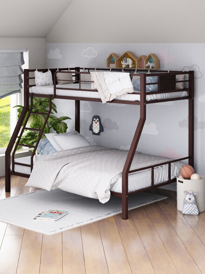 Кровать двухъярусная 