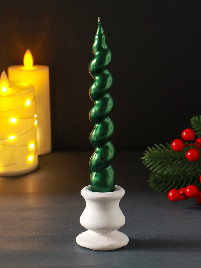 Свеча витая Luxury, 25×180 мм, лакированная, зелёная - Фото 1