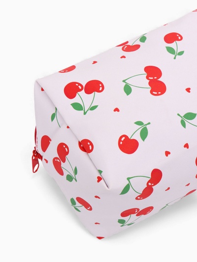 Косметичка женская «Вишенки», на молнии, с рисунком, белая