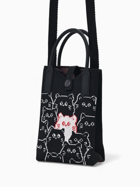 Сумка для телефона «Котики», на кнопке, с длинным ремнём, чёрная 10939251