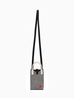 Сумка для телефона «Сердечко», на кнопке, с длинным ремнём, белая, чёрная