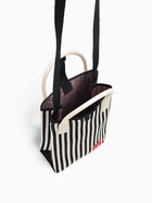 Сумка для телефона «Сердечко», на кнопке, с длинным ремнём, белая, чёрная - Фото 6