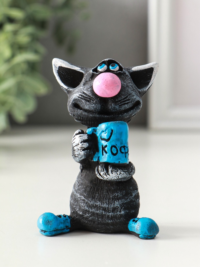 Фигурка полистоун «Кот с кружкой», 8 см