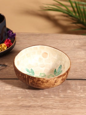 {{photo.Alt || photo.Description || 'УЦЕНКА Чаша «Ягода» 14×14×6 см, кокос'}}