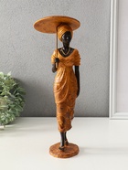Сувенир полистоун "Африканка в горчичном наряде с зонтом" 11,5х11,5х36,5 см - фото 61955187