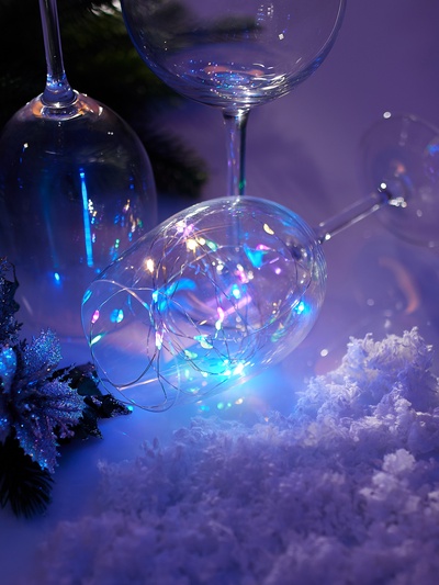 Гирлянда «Нить» 3 м, роса, IP20, серебристая нить. 30 LED, от батареек AG13×3, 3 режима, свечение мульти