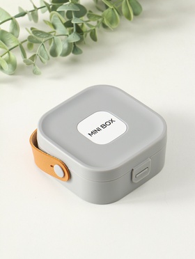 Шкатулка для украшений с зеркалом, с ручкой 3 ячейки, 3 полосы, серый, пластик, 9×9×3.8 см