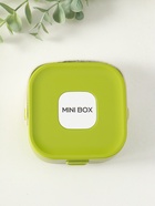 Шкатулка для украшений с зеркалом, с ручкой 3 ячейки, 3 полосы, зелёный, пластик, 9×9×3.8 см - Фото 3