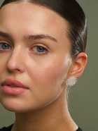 Серьги с блёстками «Цветок ажурный воздушный», прозрачные, белые - Фото 4