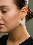 Серьги «Сердце сахарное», белые в золоте - Фото 2