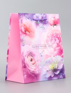 Пакет подарочный ламинированный вертикальный «Цветочное ассорти», 18×22.3×10 см - Фото 4