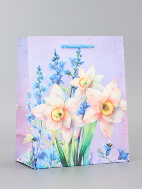 Пакет подарочный ламинированный вертикальный «Фиолетовое чудо», 18×22.3×10 см 10961824