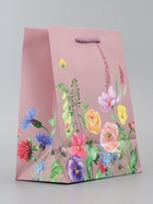 Пакет подарочный ламинированный вертикальный «Цветочный узор», 18×22.3×10 см 10961825