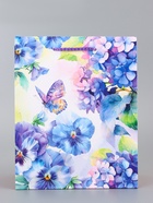 Пакет подарочный ламинированный вертикальный «Мир фиалок», 18×22.3×10 см 10961826