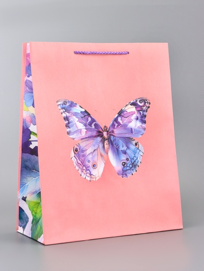 Пакет подарочный ламинированный вертикальный «Портрет бабочки» 26×12×32 см