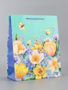 Пакет подарочный ламинированный вертикальный «Цветочная панорама», 26×12×32 см 10961845