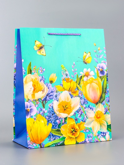 Пакет подарочный ламинированный вертикальный «Цветочная панорама», 26×12×32 см