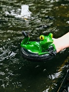 Садовая фигура из полистоуна «Лягушка на шине», 14×13×9.5 см, водоплавающая - Фото 9