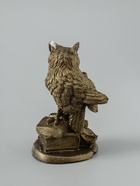 УЦЕНКА Фигурка «Филин на книгах», под состаренное золото, 11×7×7 см 10971028