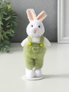 Фигурка «Белый зайчик в зелёном комбинезоне», 4×6×15 см 10905198