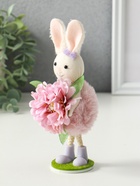 Фигурка пасхальная «Зайка в платьице с бутоном пиона в лапках», 5.5×5×19 см 10905203